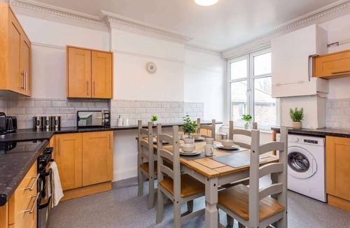 Haltwhistle House | Spacious & Characterful 3BED Home in Haltwhistle