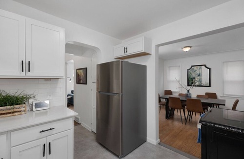 Detroit House | Spacious Detroit Home | Parking | Sleeps 10