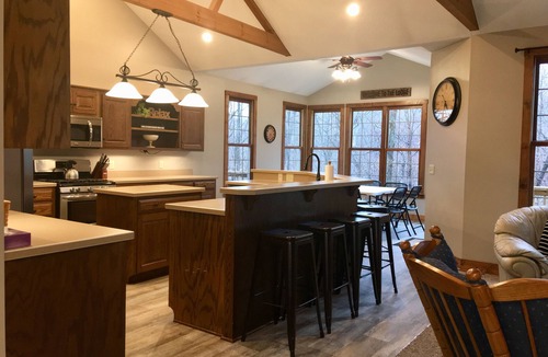 Laurelville House | Spacious Family Friendly Lodge/Home located in the beautiful Hocking Hills.