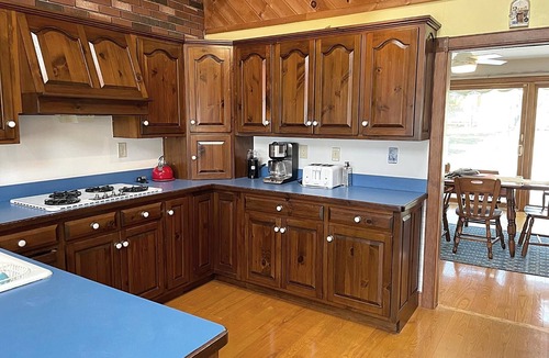 Centerville House | Spacious Family Home w/Beach Pass & Private Pond Access