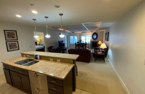 Traverse City House | Spacious furnished suite at Peninsula Bay Resort