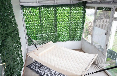Brooklyn House | Spacious Home 4.5m to Cleveland Airport WiFi, AC, soccer fields, park & pavilion