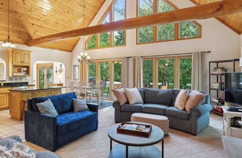 Fish Creek Cabin | Spacious Home in Fish Creek | Peloton + Walk to Shops + Close to State Park