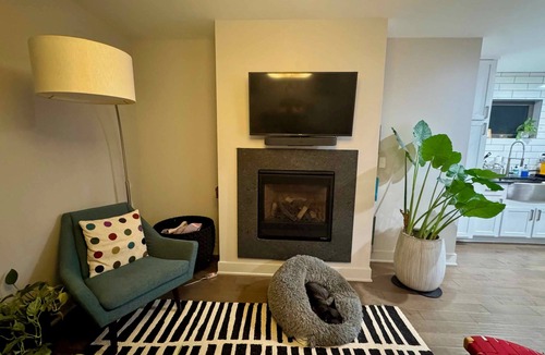 Ann Arbor House | Spacious home, short walk to downtown and U of M