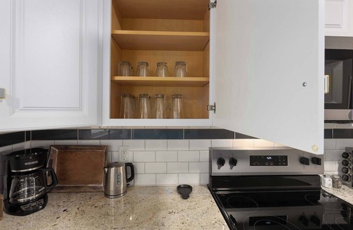 Shawnee House | Spacious Home, Sleeps 12 w/King Beds,Shuffleboard