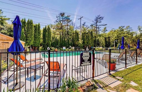 Kennebunk House | Spacious Kennebunk home with access to a pool, sauna, and outdoor balcony