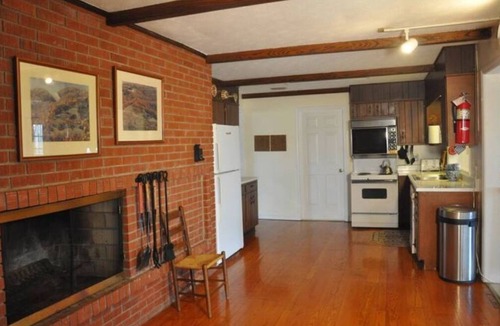 Monticello House | Spacious Lake Escape Near Conley Bottom