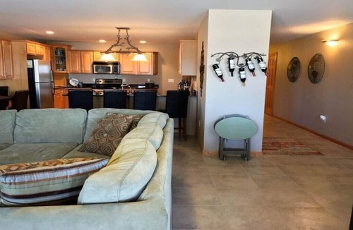 Arkdale Condo | Spacious lake view 1st floor condo at Northern Bay Marina & Golf Resort