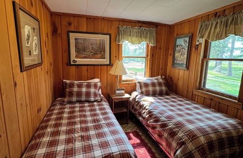 Remer Cabin | Spacious lodge with cabins in charming Remer/Longville with WiFi, AC