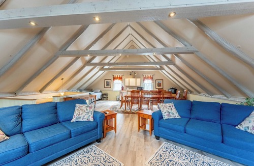 Saint Patrick Cottage | Spacious Loft Suite in Historic Carriage House w/Private Deck