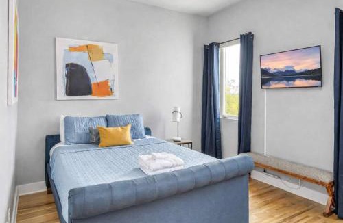 Haynes Area House | Spacious Nashville Home Sleeps 12 Rooftop Lounge