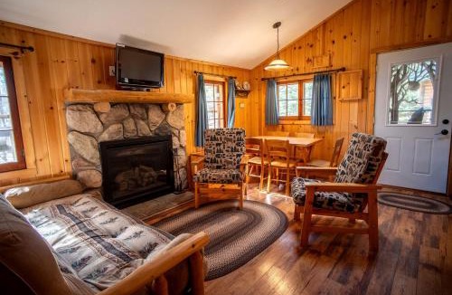 Babbitt House | Spacious Northwoods Cabin with Vaulted Ceilings & Stone Fireplace Near Babbitt, Minnesota