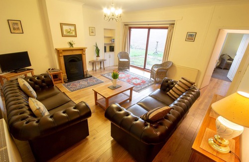 Strathcarron Cottage | Spacious, pet friendly 4-bedroom Highland cottage with access to 12,000 acre estate
