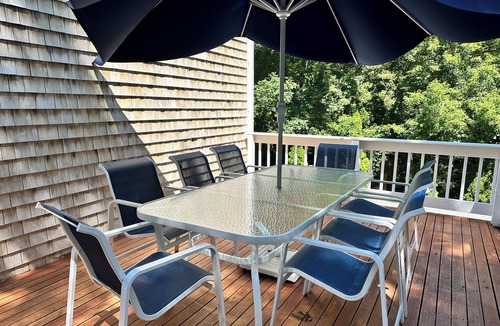 Centerville House | Spacious Pet Friendly Colonial - Minutes to Craigville Beach Central AC