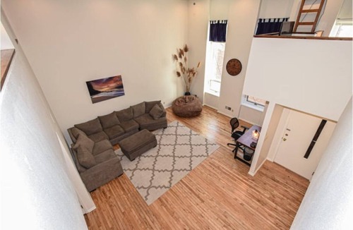 Racine House | Spacious second floor loft in Downtown Racine