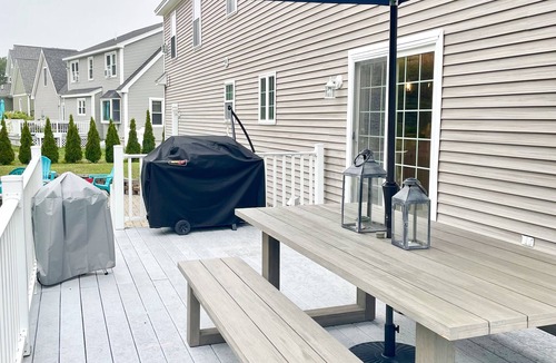Wells House | Spacious, Well-Appointed Home for Large Groups Close to Beaches and Restaurants!