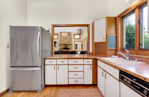 Bethel House | Sparrowhawk Mountain Retreat | 3 Bed, 2.5 Bath