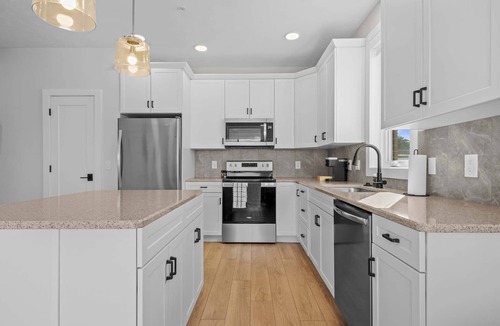 Traverse City Apartment | Special Discount* New Downtown Apt, Pine 309