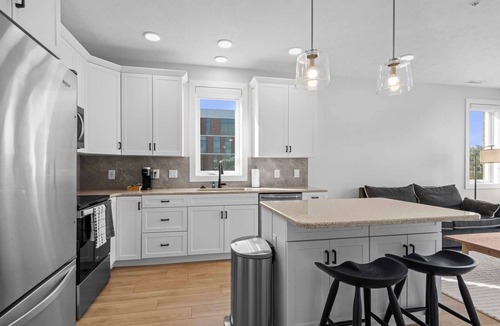 Traverse City Apartment | Special Discount* New Downtown Apt, Pine 309