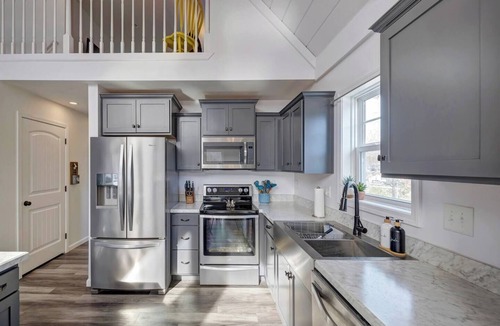 Unionville Cabin | Spectacular & Spacious Lakehouse; Kid Approved!