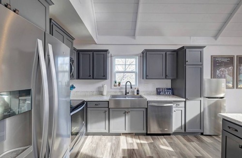 Unionville Cabin | Spectacular & Spacious Lakehouse; Kid Approved!