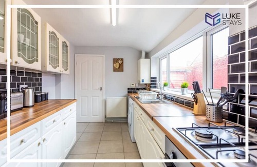 Sunderland House | ◑Splendid 3 Bed House ◑ Yard ◑ Nr Barnes Park ◑