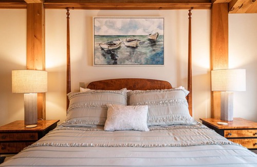 Lincolnville House | Spouter Inn Bed & Breakfast