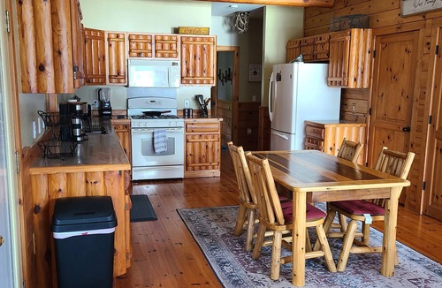 Lachine House | Spread out in our spacious double-lot lakefront cabin!