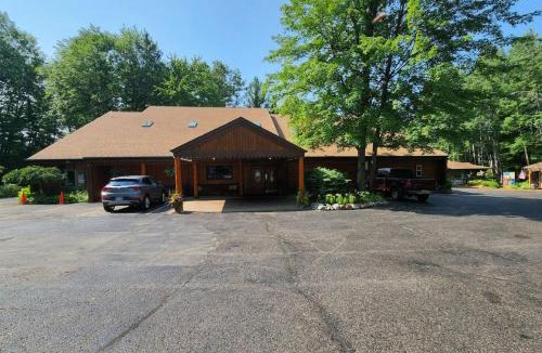 Prudenville House | Springbrook North Woods