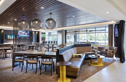 Independence Hotel | SpringHill Suites by Marriott Cleveland Independence