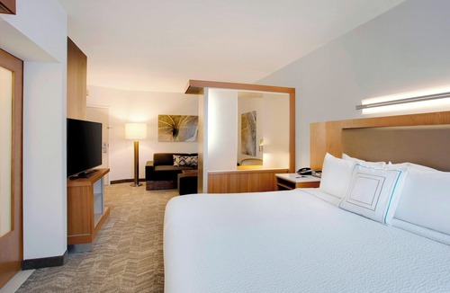 Windsor Locks Hotel | Springhill Suites Marriott Airport
