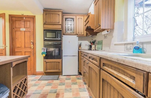 Stanwix Cottage | Stanwix Cottage. Walking distance of park and town