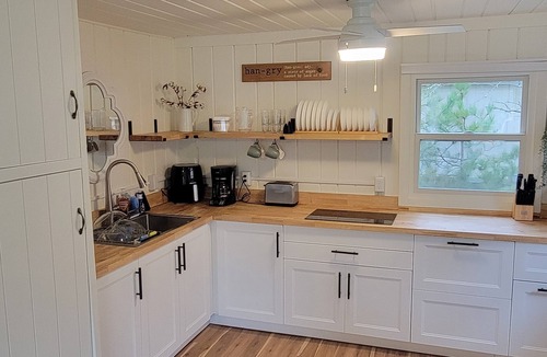 Oscoda Cottage | Starry Nights - Cozy Cottage on beautiful Lake Huron in Oscoda, MI