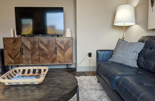 Traverse City House | State Street Downtown Condo