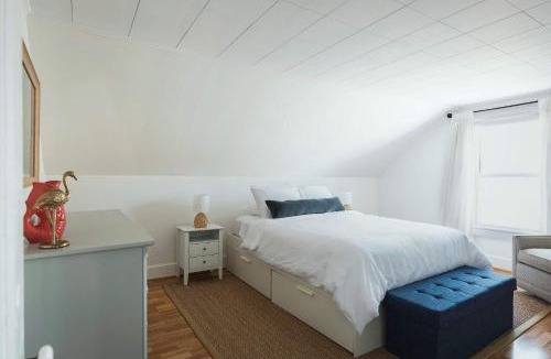 Gloucester House | Stay at East Gloucester