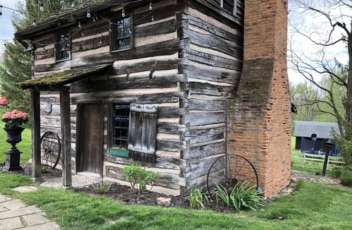 Carmel Cottage | Stay in a part of Carmel history. Minutes from downtown Carmel and Grand Park.