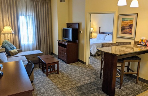 Indianapolis Hotel | Staybridge Suites Indianapolis-Carmel by IHG