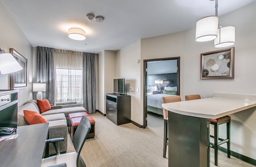 Lubbock Hotel | Staybridge Suites Lubbock South by IHG
