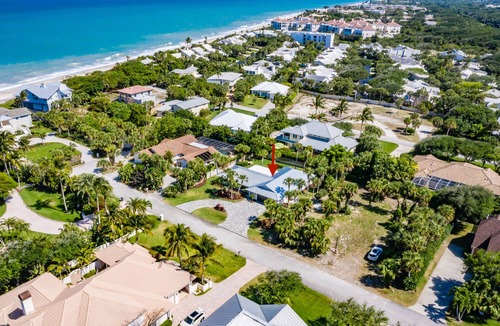 Indian River Shores House | Steps From The Sand With Amazing Location!