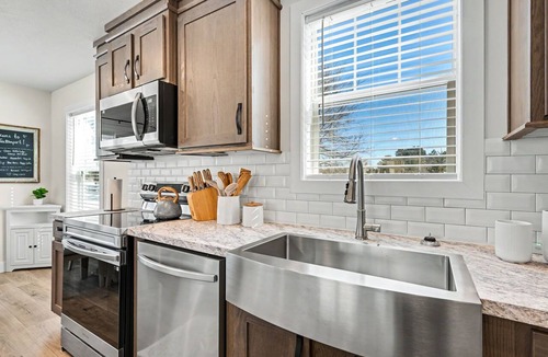 Jacksonport House | Steps to Lake Michigan | Hot Tub + Fire Pit | Near Cave Point