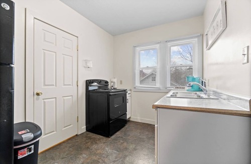 Fort Wayne Apartment | Straightforward City Apartment | Downtown Fort Wayne
