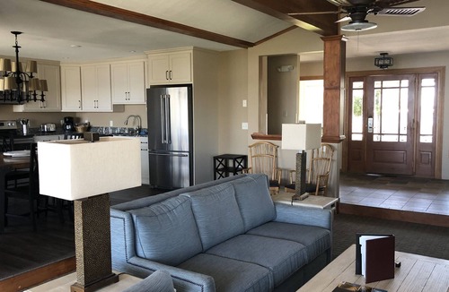 East Gull Lake House | Strawberry Hill House
