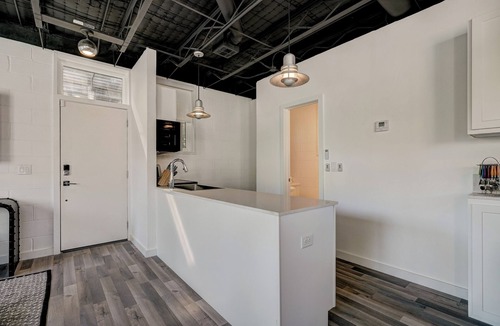Norman House | Studio 3 mins from OU — a semester base without signing a 12-month lease #Cha