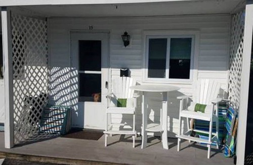Scarborough Condo | Studio Condo (Newly Renovated) - 150' to Beach 20 min to Portland