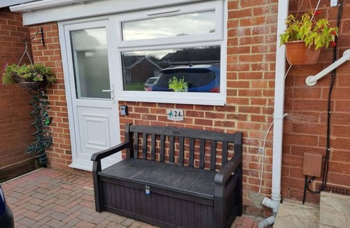 Sunderland Apartment | Studio/near Beach/garden/parking/petsok