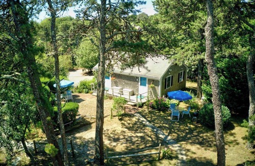East Orleans Apartment | Studio perfect for 3, Walk to Nauset Beach!
