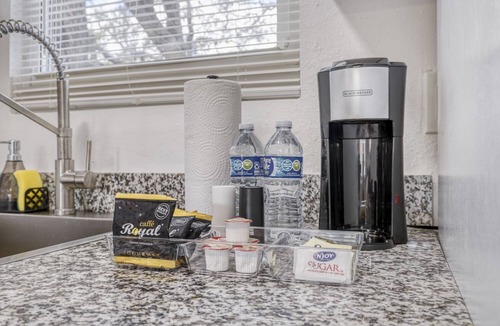 Tropic Apartment | Studio Stay w/Kitchenette | Near EGAD & Beach