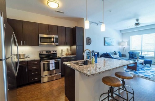 Grandview Heights Condo | Stunning 2-Bed in Grandview