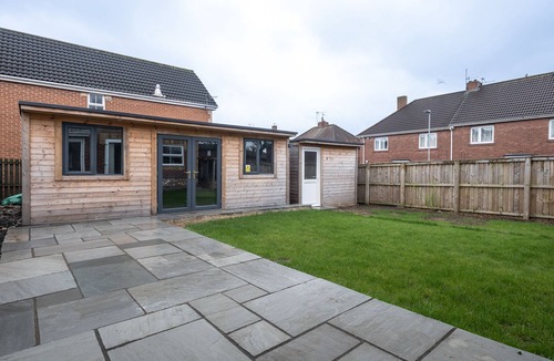 Gateshead House | Stunning 3 bed 3 bath detached house l Pool Table l Private Parking l Fast WiFi
