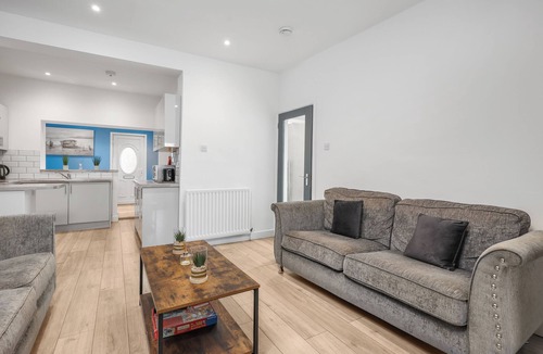 Woodhorn House | Stunning 5 Bed property in Newbiggin -by-the-sea